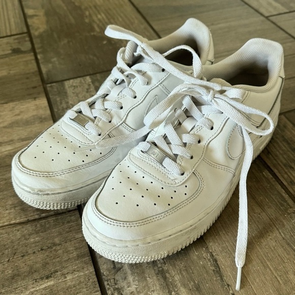 Nike Air Force 1 LE sneakers - Picture 2 of 10